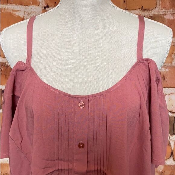 NWT Torrid Rose Cold Shoulder Blouse - Picture 3 of 11